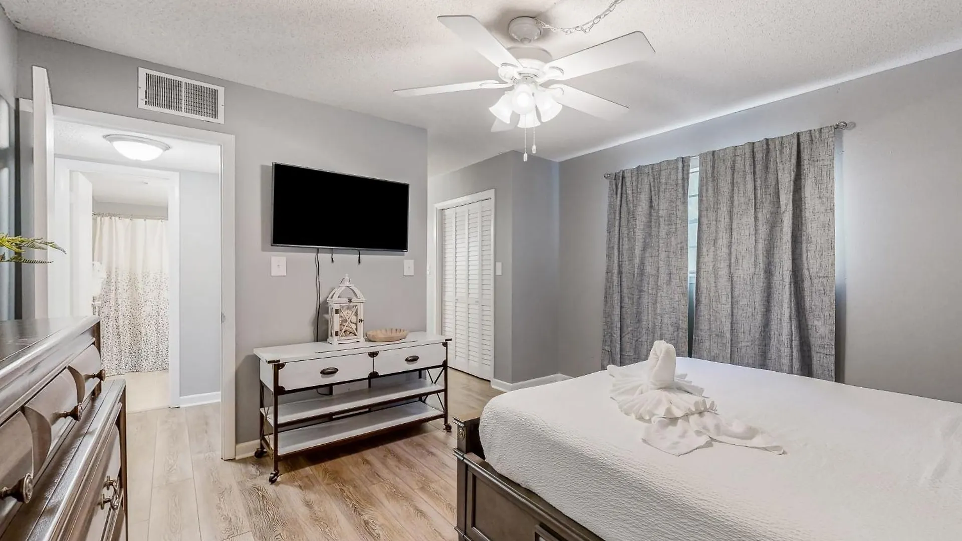 Seascape Golf Villas 98B Destin Apartment